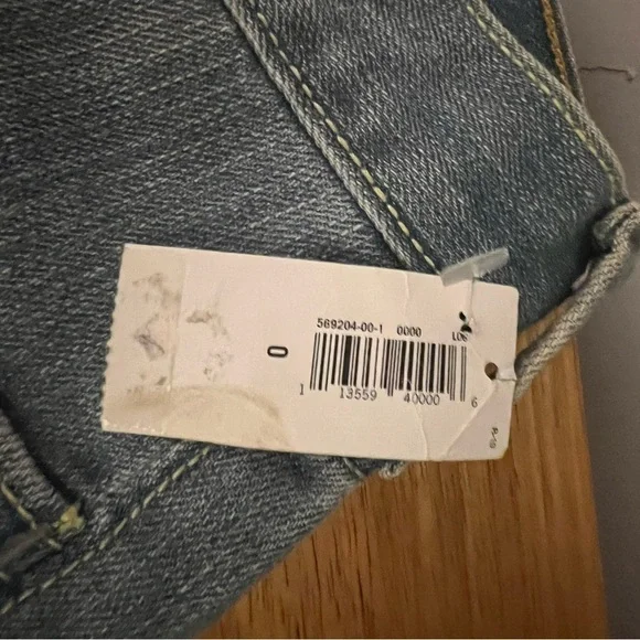 Old Navy Diva Denim Shorts Women’s Size 0 NWT - Picture 2 of 7